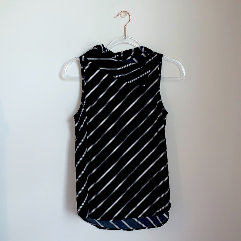 Brand- 14th & Union, Size- XS, Color- Black/White